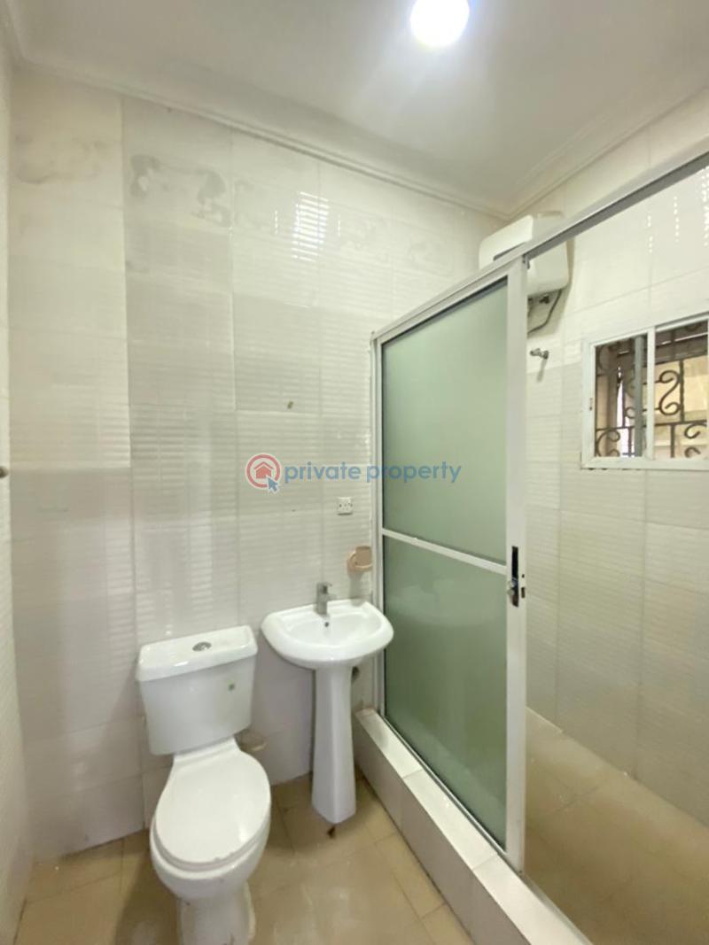3 bedroom Shared Apartment For Rent Osapa Lekki Lagos - 0