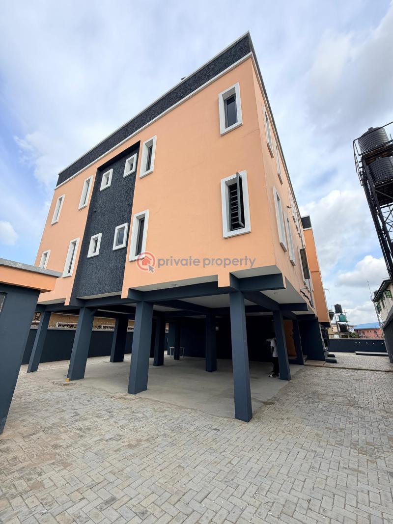 3 bedroom Flat & Apartment For Sale Gbagada Lagos - 23