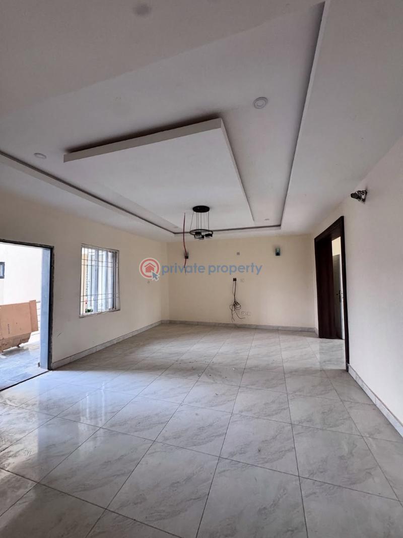 3 bedroom Flat & Apartment For Sale Galadimawa Abuja Phase 3  - 3