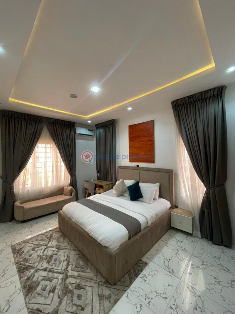 3 bedroom Block Of Flats Short let Lekki Phase 1 Lagos - 1