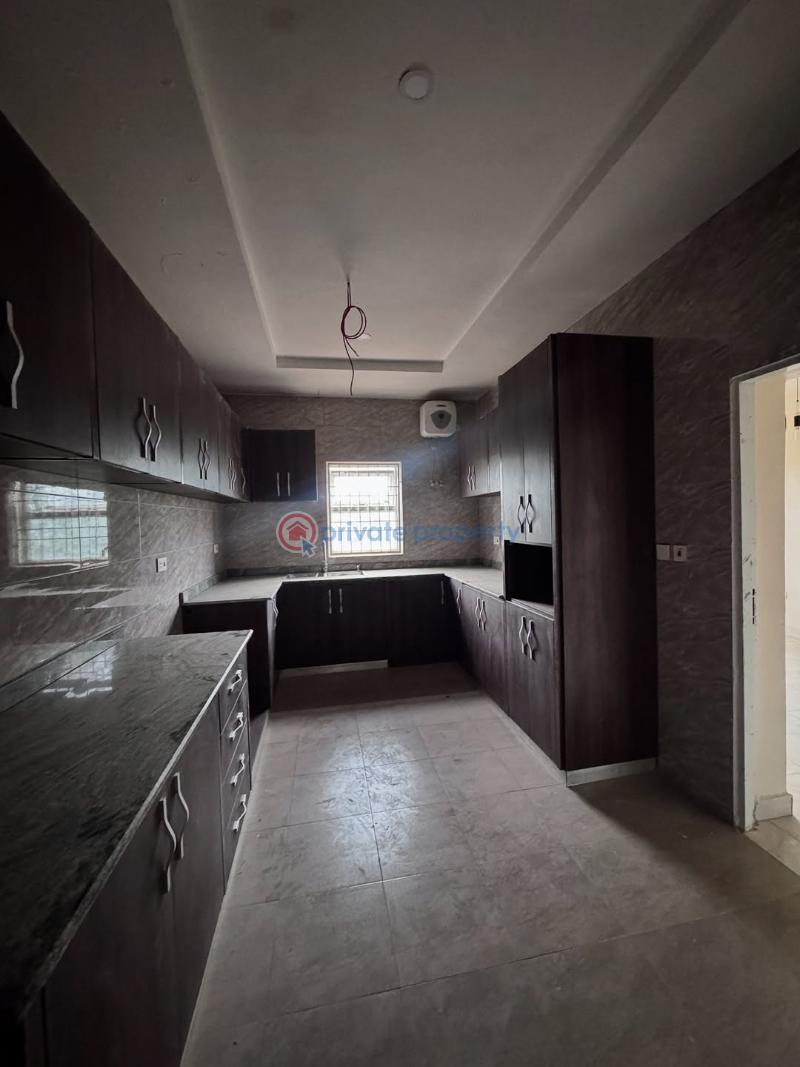 3 bedroom Flat & Apartment For Sale Galadimawa Abuja Phase 3  - 4