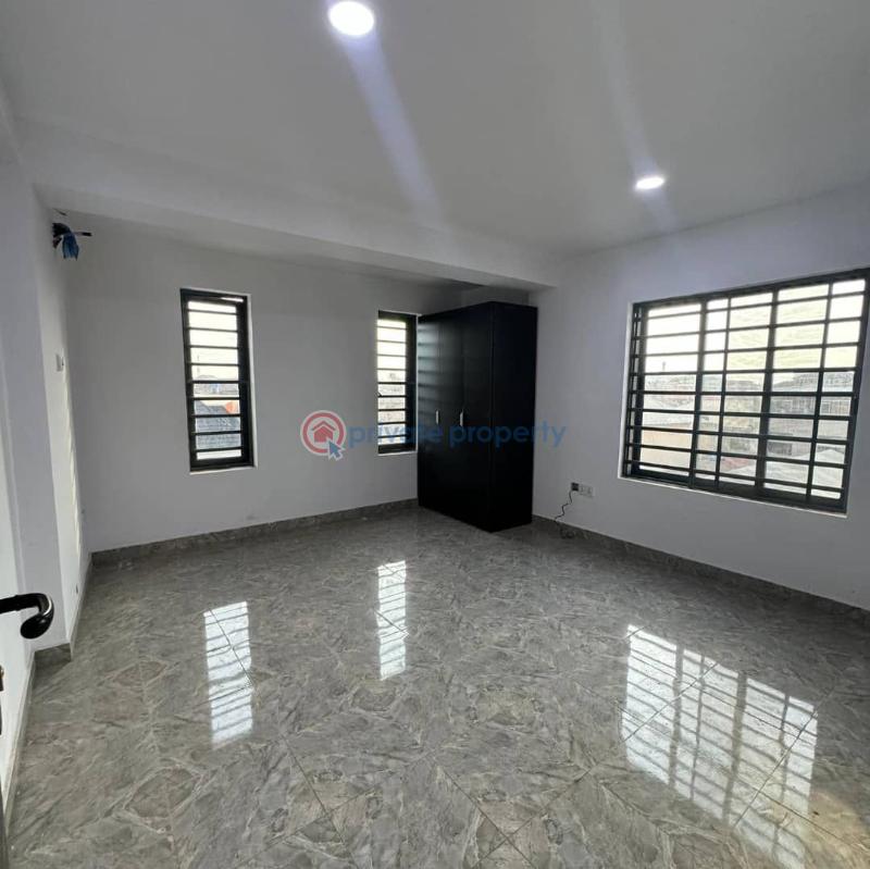 3 bedroom Flat & Apartment For Sale Gbagada, Gbagada Lagos - 8