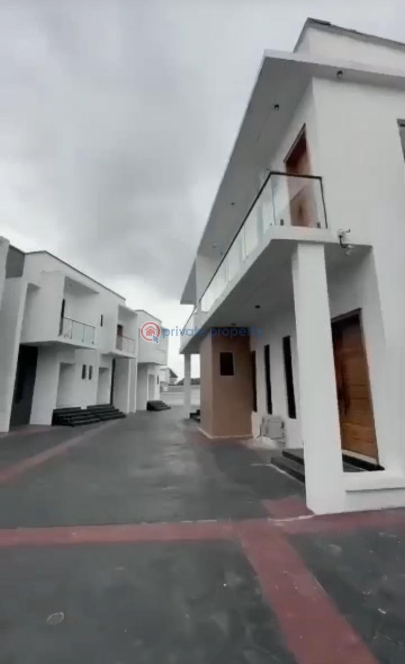 3 bedroom Flat & Apartment For Sale Ajah Lagos - 1
