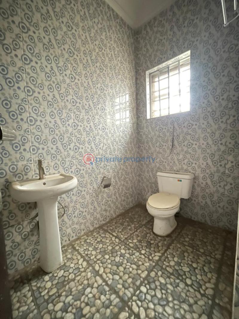 3 bedroom Flat & Apartment For Sale Ikeja GRA Lagos - 2