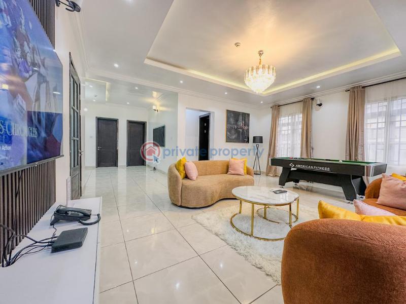 3 bedroom Block Of Flats Short let Lekki Phase 1 Lagos - 4