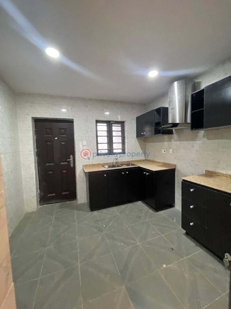 House For Rent 1location: Adeyi Avenue, Awolowo Old Bodija Bodija Ibadan Oyo - 5