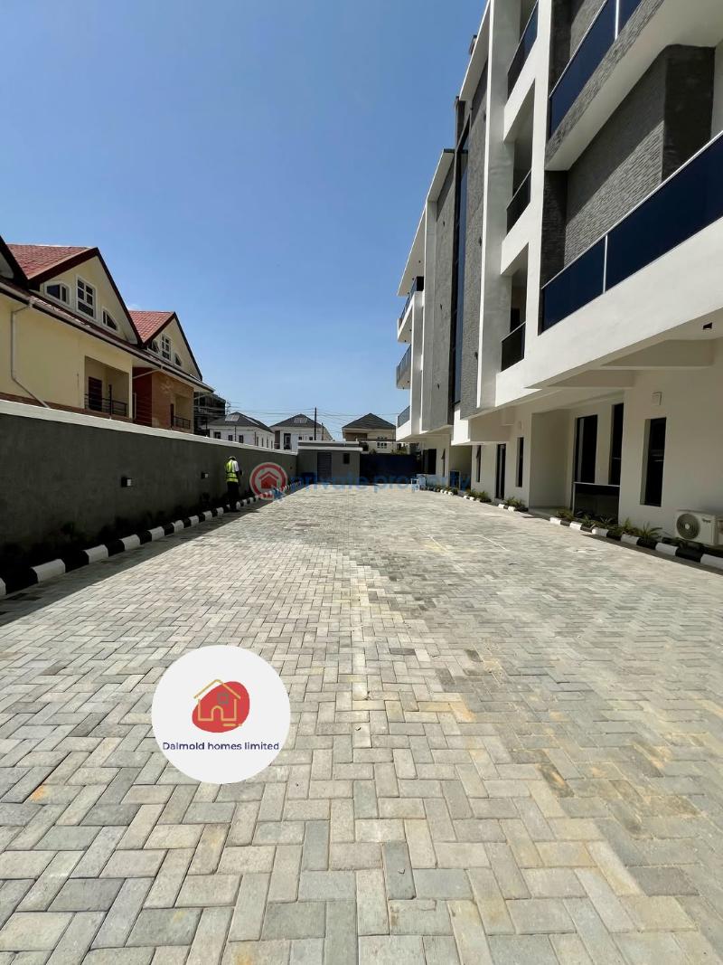 3 bedroom Block Of Flats For Sale Lekki Phase 1 Lagos - 8