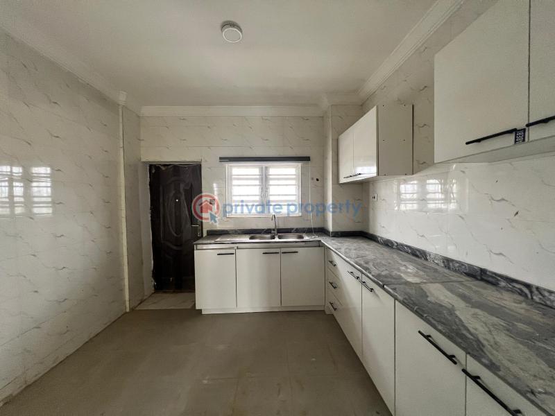 3 bedroom Block Of Flats For Sale Adekunle Yaba Lagos - 23