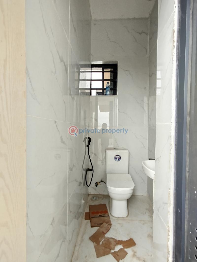 3 bedroom Block Of Flats For Sale Mende Maryland Lagos - 3