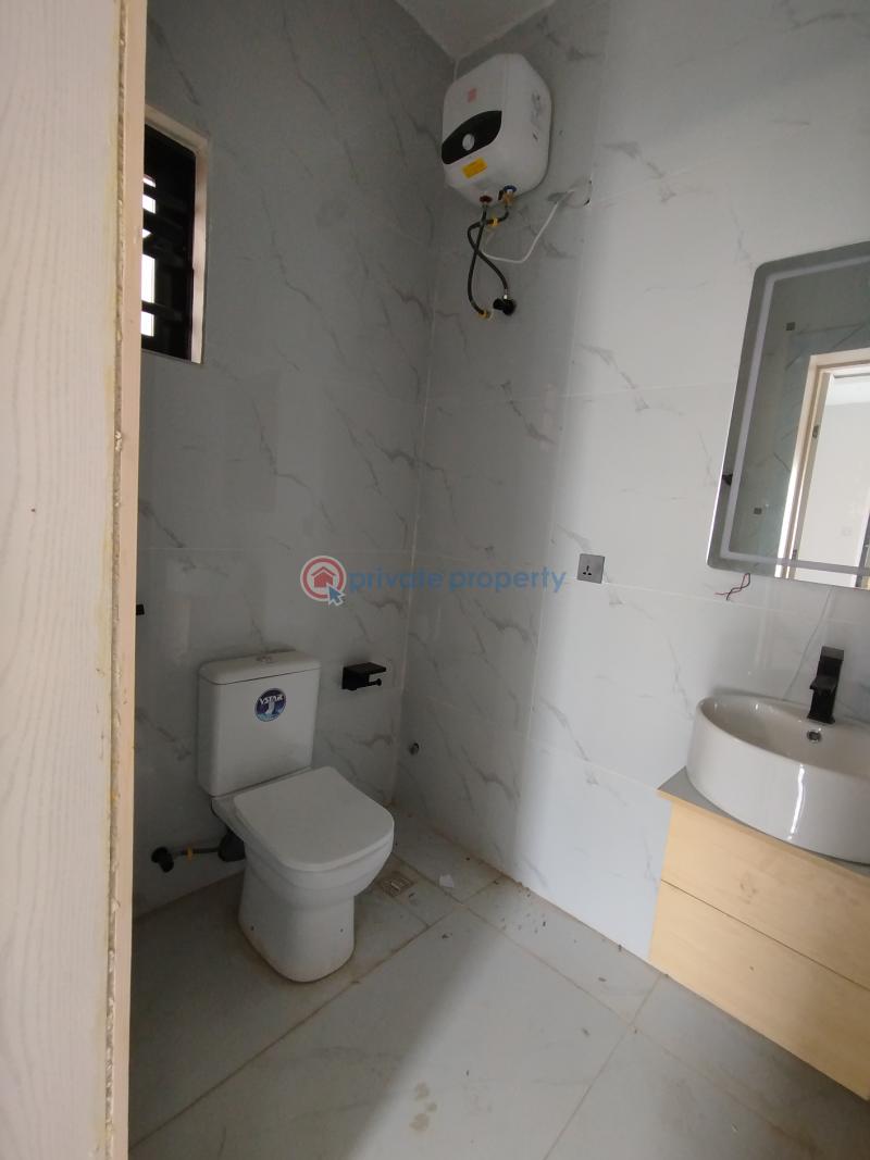 3 bedroom Block Of Flats For Sale Mende Maryland Lagos - 11