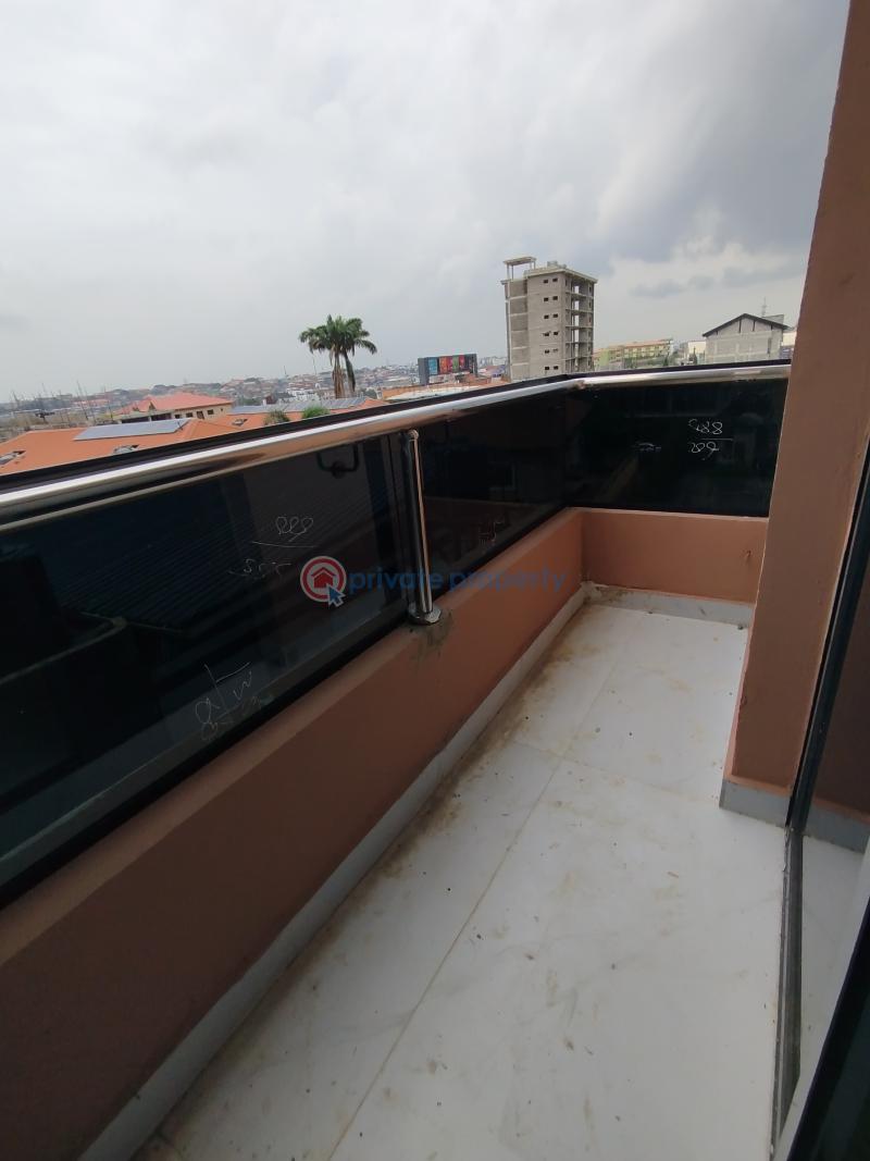 3 bedroom Block Of Flats For Sale Mende Maryland Lagos - 8