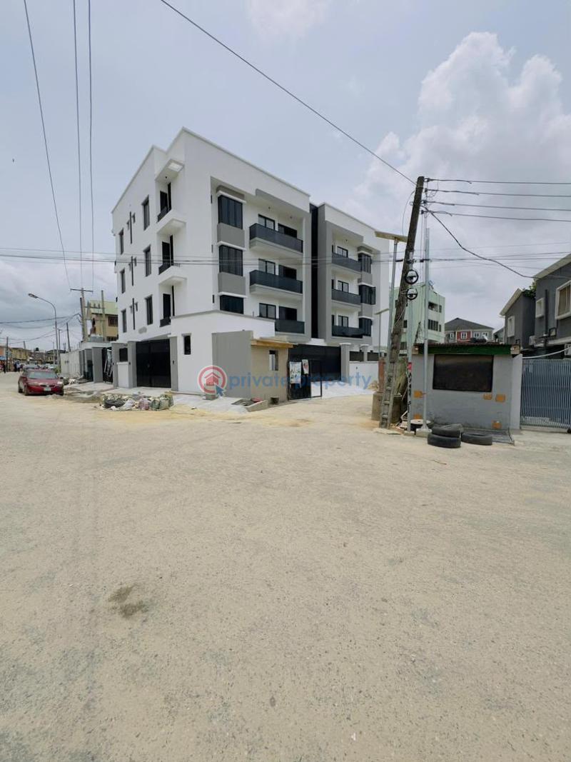 3 bedroom Flat & Apartment For Sale Allen Avenue Ikeja Lagos - 3