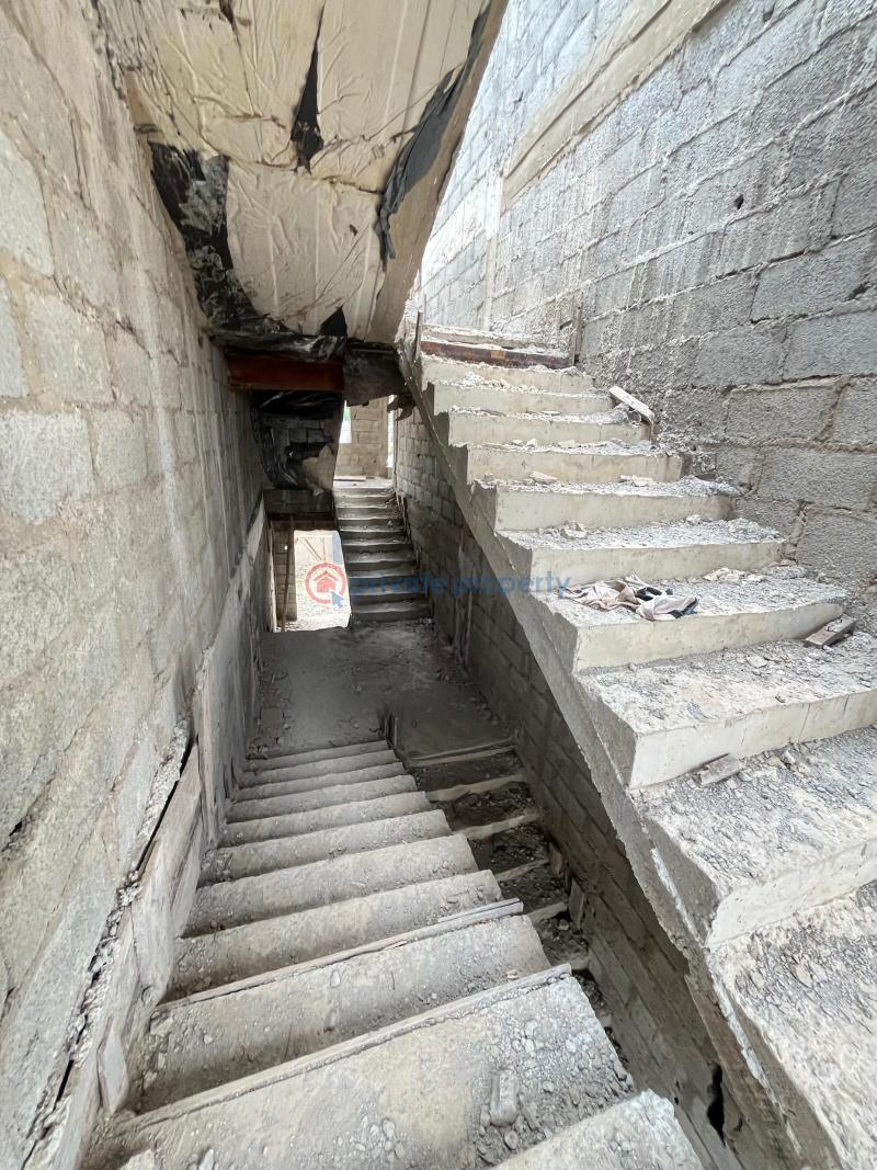 3 bedroom House For Sale Wuse II Abuja Phase 1  - 4