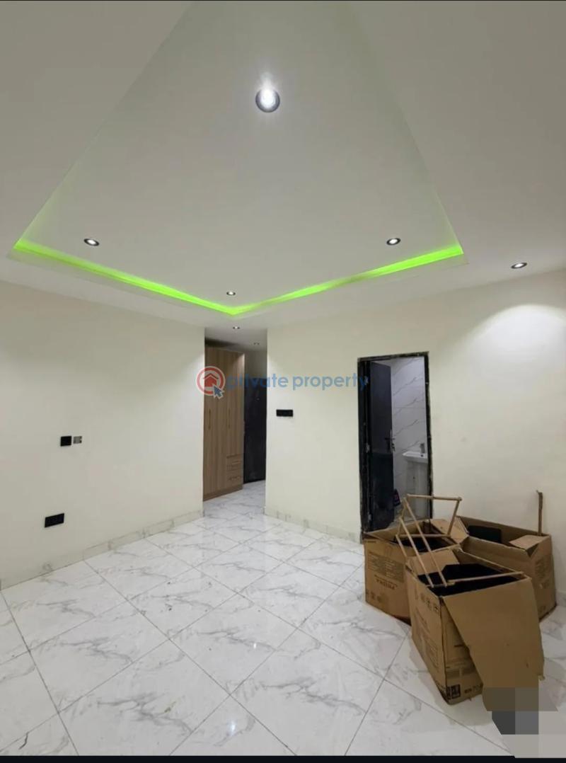 3 bedroom Block Of Flats For Sale Gbagada Phase 1 Lagos - 2