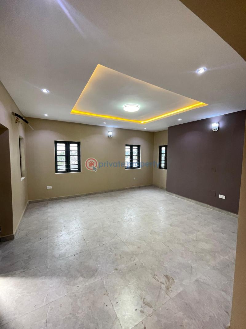 House For Rent 1location: Adeyi Avenue, Awolowo Old Bodija Bodija Ibadan Oyo - 4