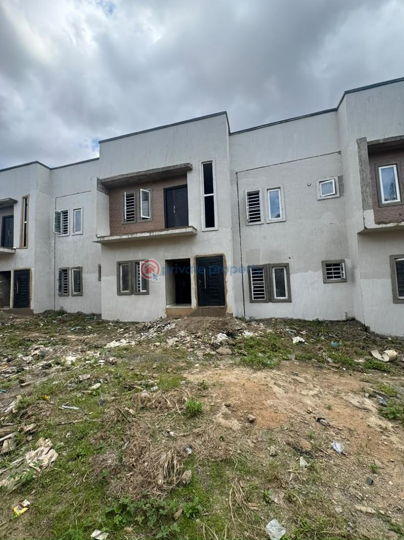 3 bedroom Block Of Flats For Rent Gated Estate At Omolayo Area Akobo, Ibadan Akobo Ibadan Oyo - 0