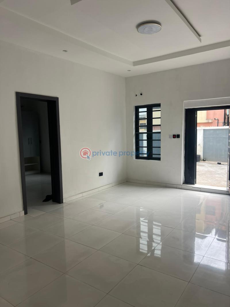 3 bedroom apartment - 2 3 bedroom Shared Apartment For Sale Magodo Gra Phrase 1 Magodo Kosofe/Ikosi Lagos - 2