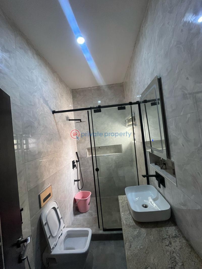 3 bedroom House For Sale Wuye Abuja Phase 2  - 11