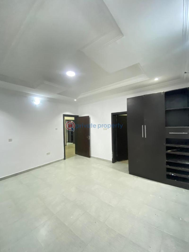 3 bedroom Shared Apartment For Rent Osapa Lekki Lagos - 6