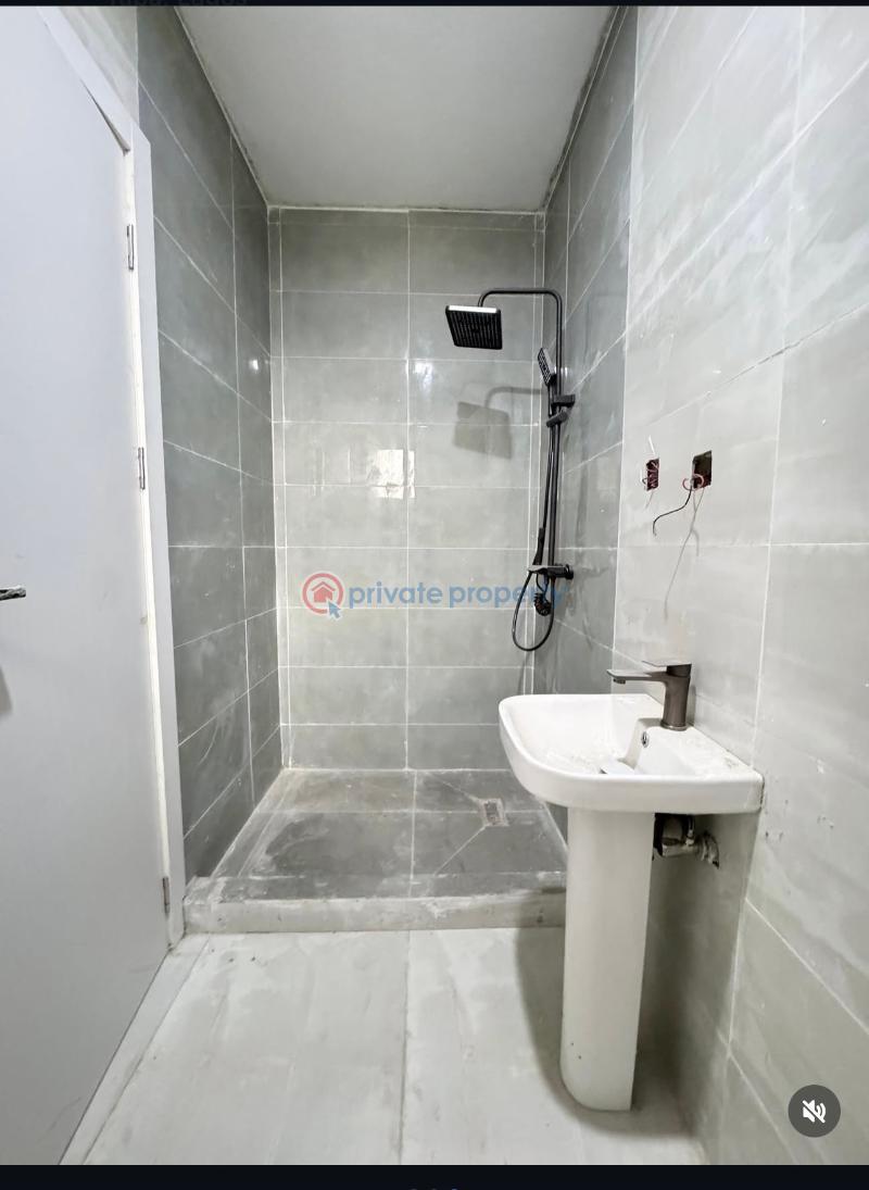 3 bedroom Block Of Flats For Sale Yaba Lagos - 8