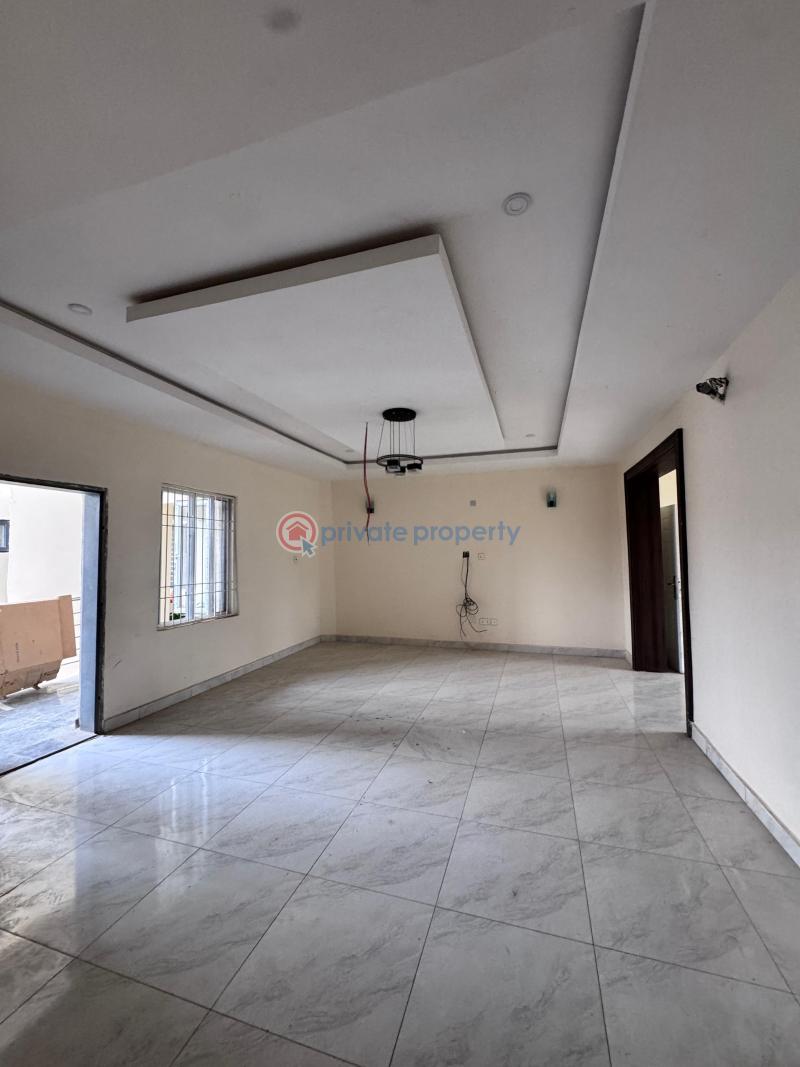 3 bedroom House For Sale Galadimawa Abuja Phase 3  - 6