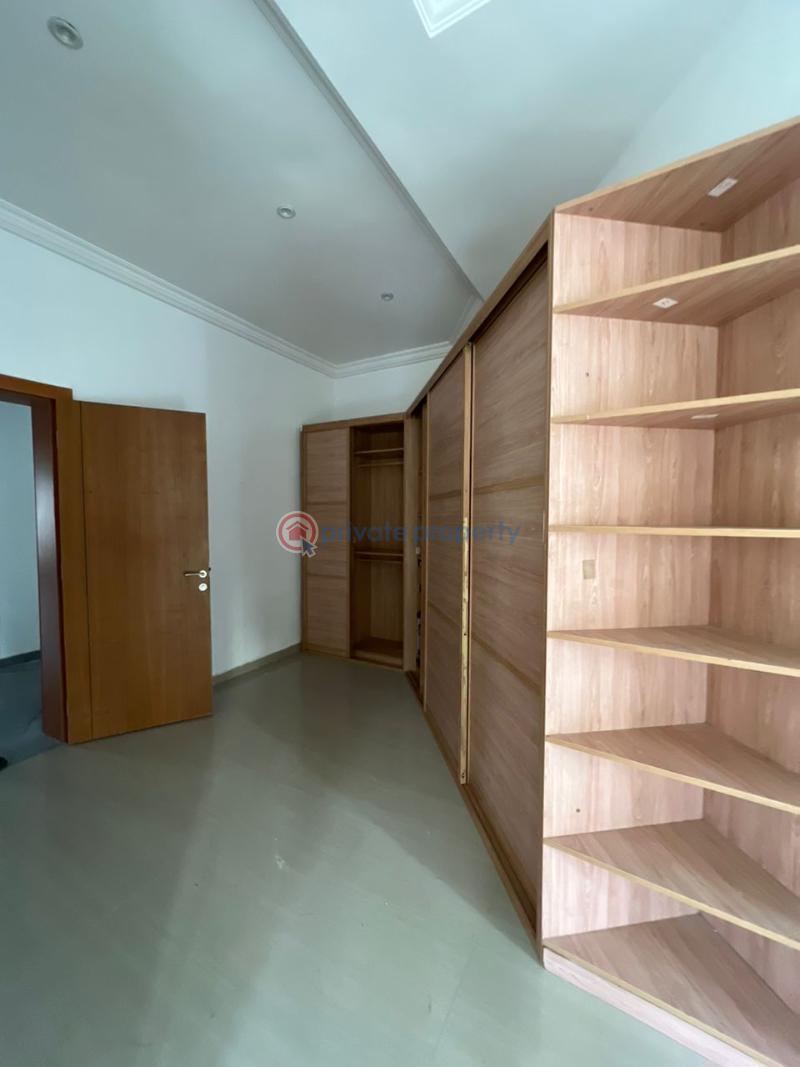 3 bedroom Flat & Apartment For Rent Banana Island Ikoyi Lagos - 9