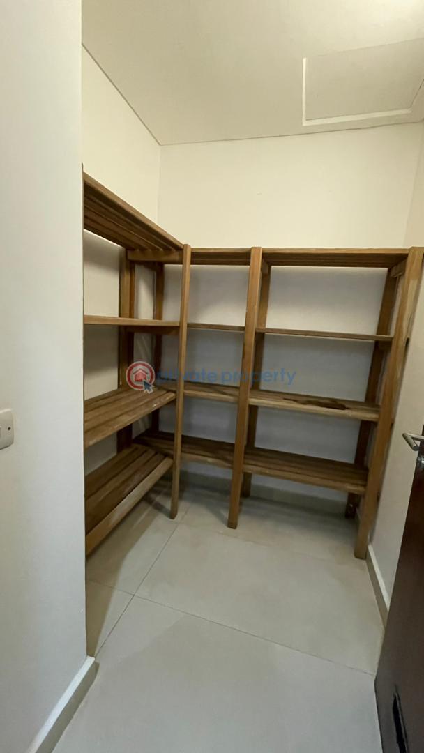 3 bedroom Flat & Apartment For Rent Banana Island Ikoyi Lagos - 1