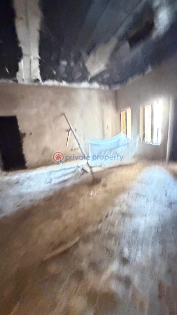 3 bedroom Flat & Apartment For Sale Games Village Abuja Phase 2  - 9