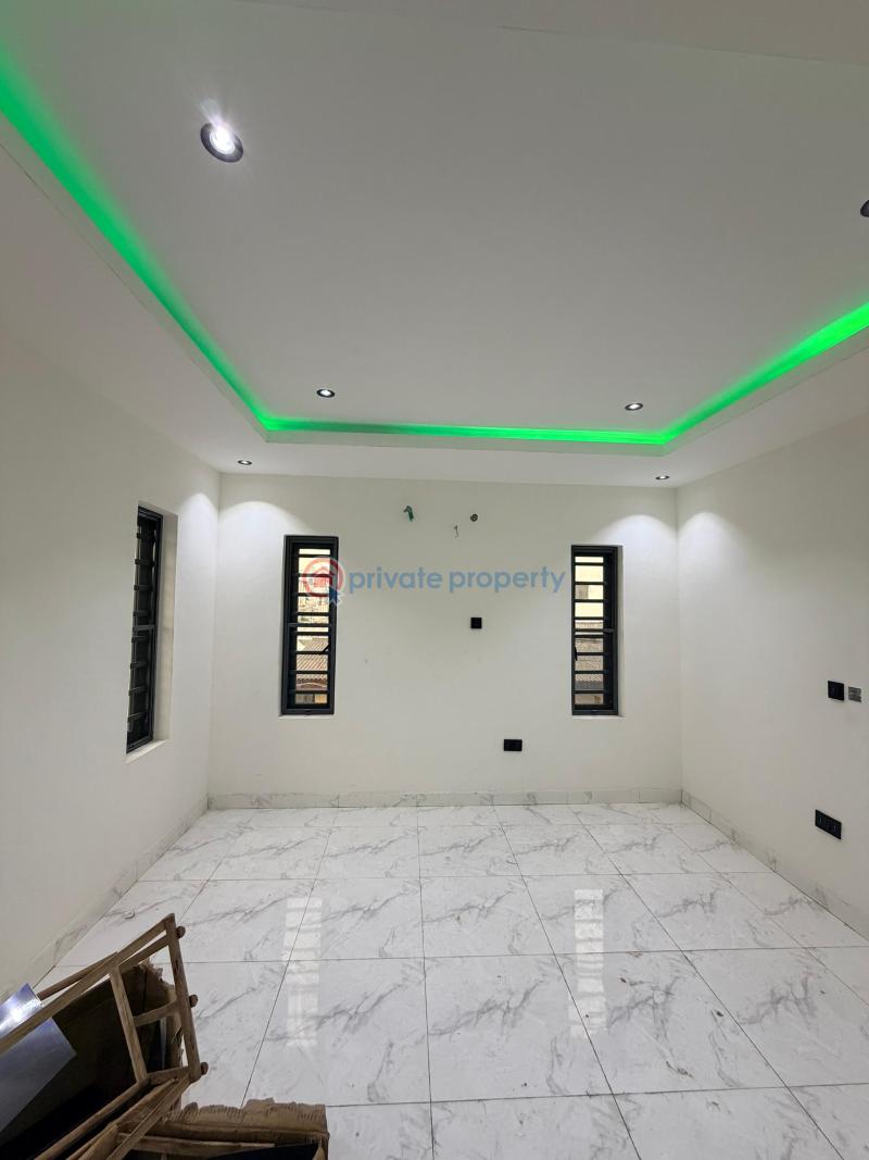 3 bedroom Flat & Apartment For Sale Gbagada Lagos - 12