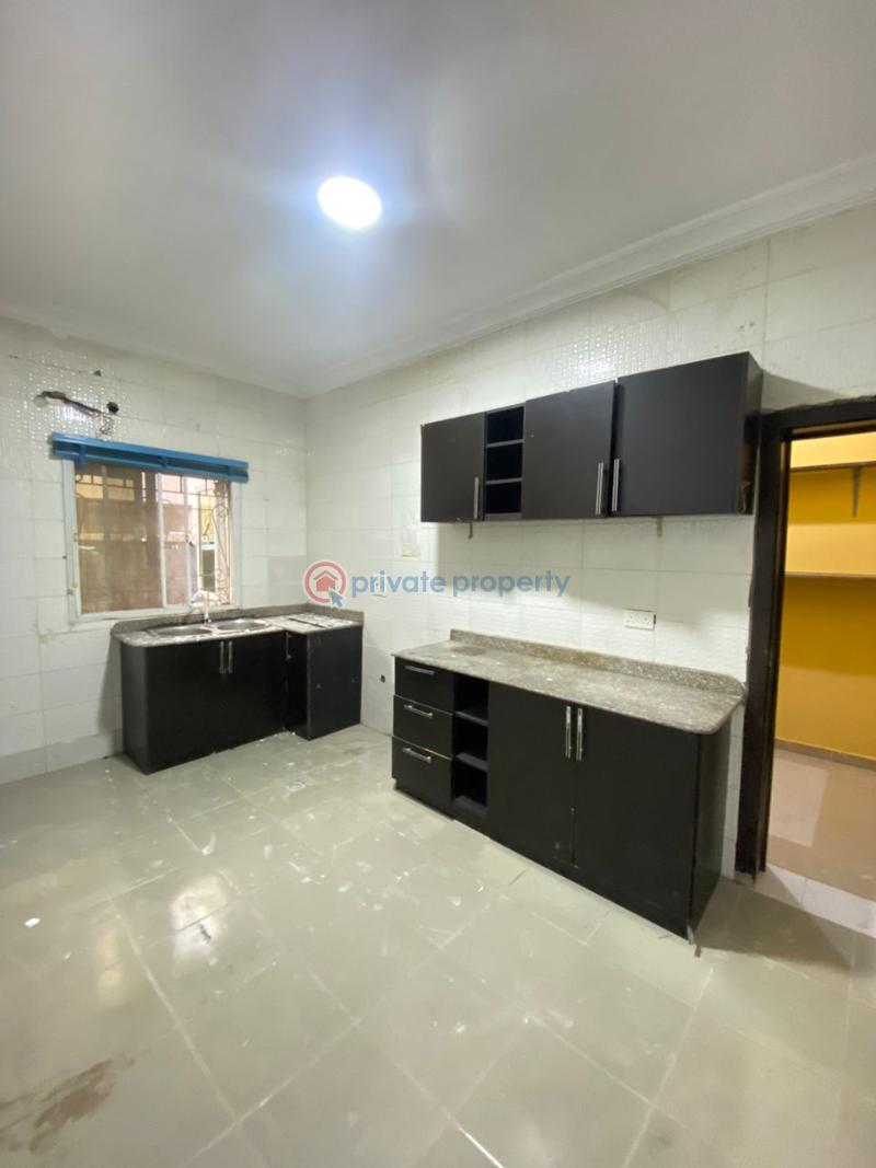 3 bedroom Shared Apartment For Rent Osapa Lekki Lagos - 4