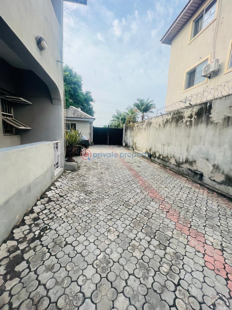 3 bedroom Bungalow For Rent Ikota Villa Estate Ikota Lekki Lagos - 11