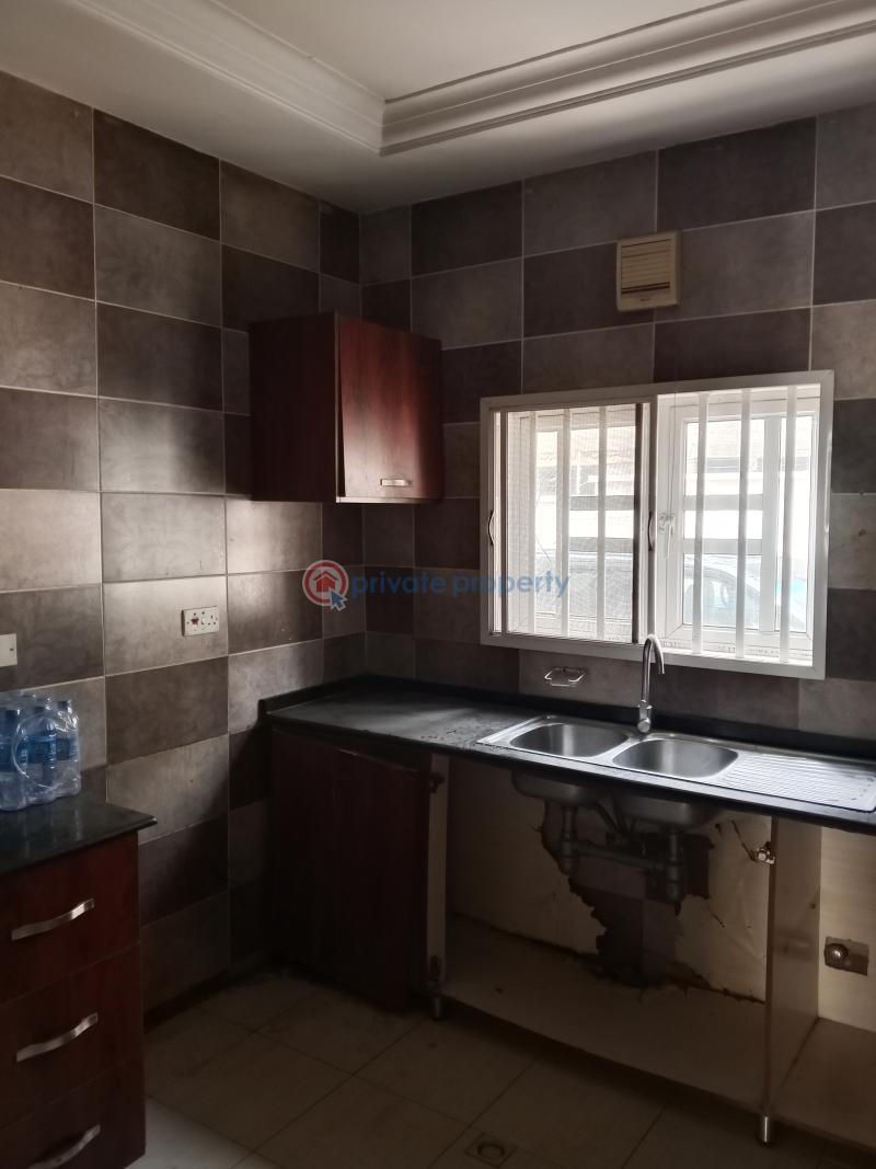 3 bedroom Flat & Apartment For Rent Wuye Abuja Phase 2  - 4
