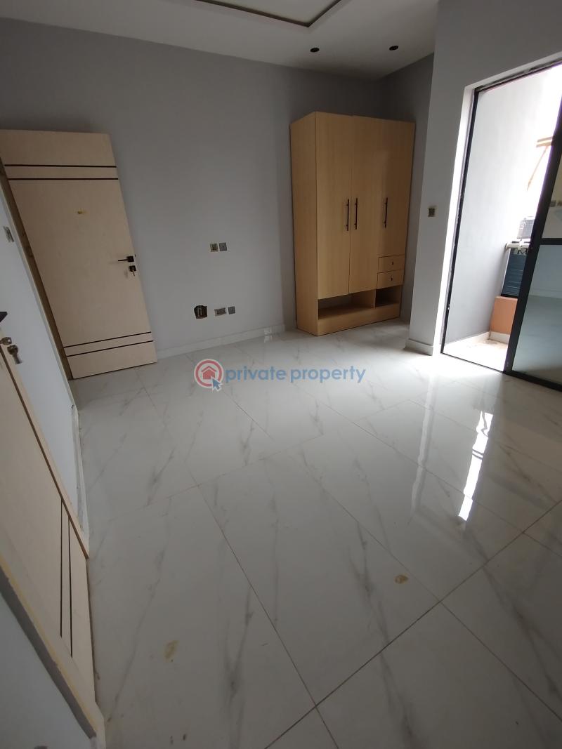 3 bedroom Block Of Flats For Sale Mende Maryland Lagos - 6