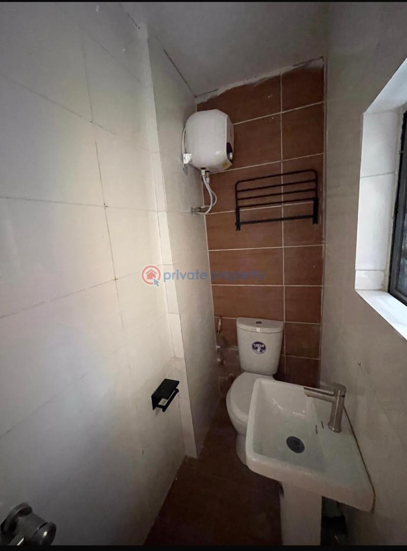 3 bedroom Block Of Flats For Sale Aguda Surulere Lagos Aguda  Surulere Lagos - 8