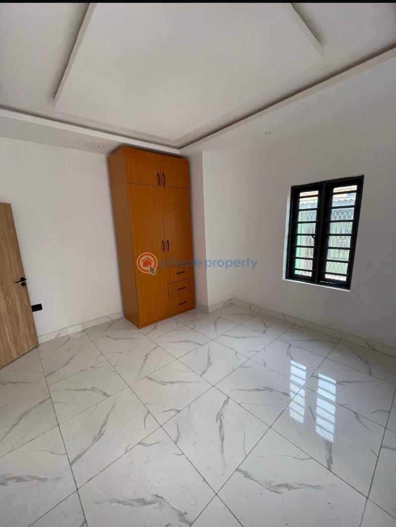 3 bedroom Block Of Flats For Sale Aguda Surulere Lagos Aguda  Surulere Lagos - 5