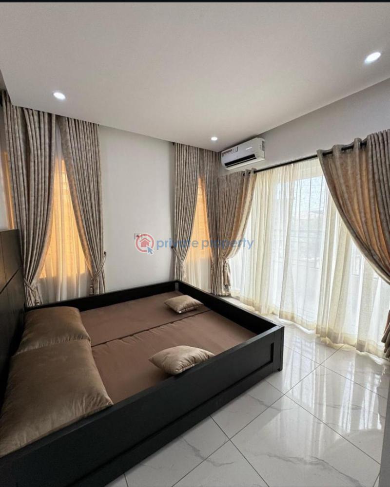 3 bedroom Block Of Flats For Sale Gbagada Phase 1 Lagos - 3