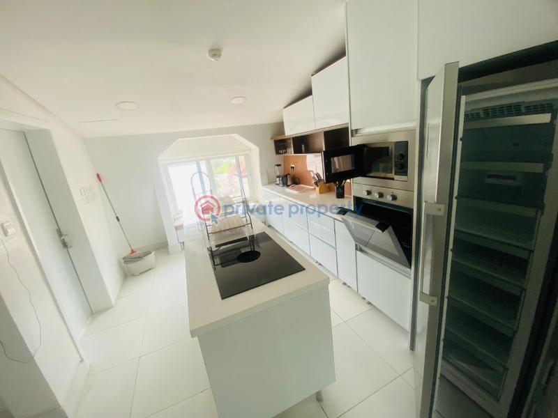 3 bedroom Flat & Apartment For Rent Banana Island Ikoyi Lagos - 1