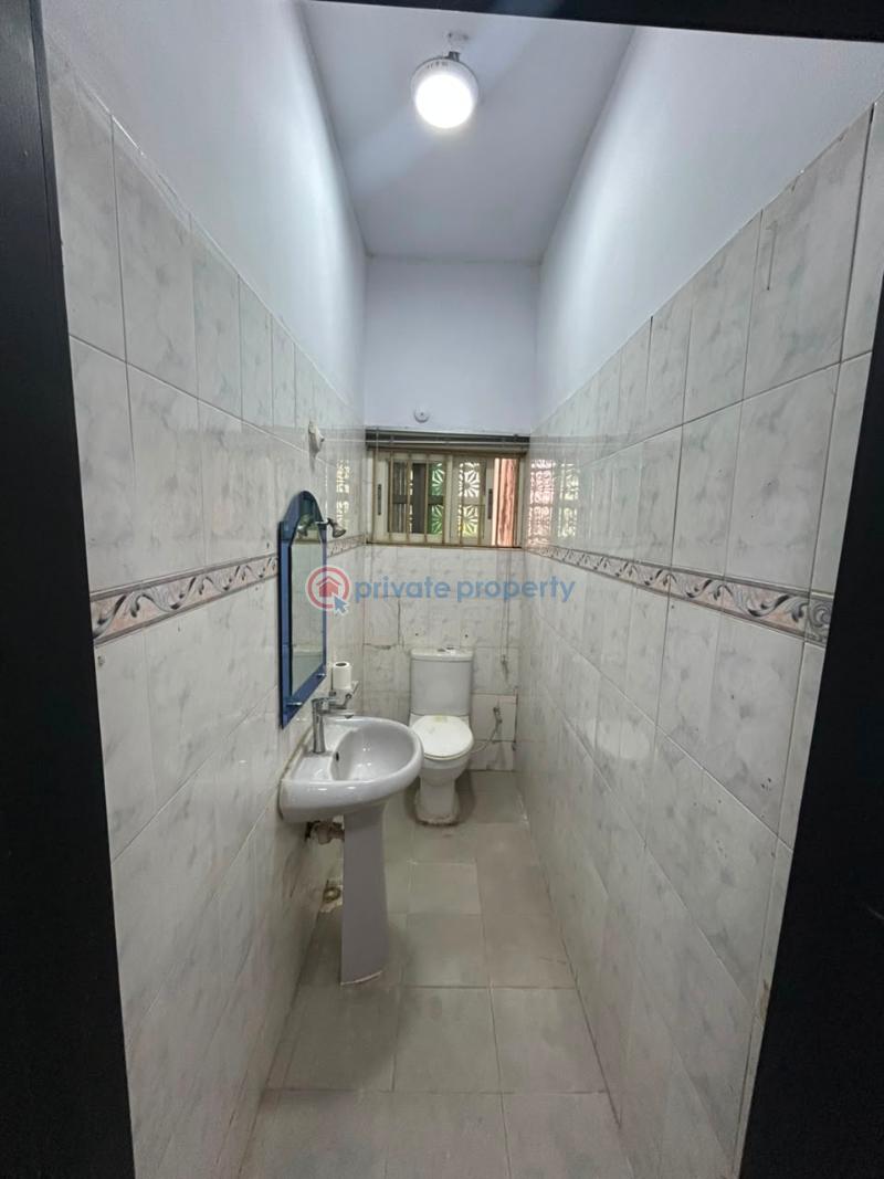 3 bedroom Flat & Apartment For Rent Old Ikoyi Lagos - 12