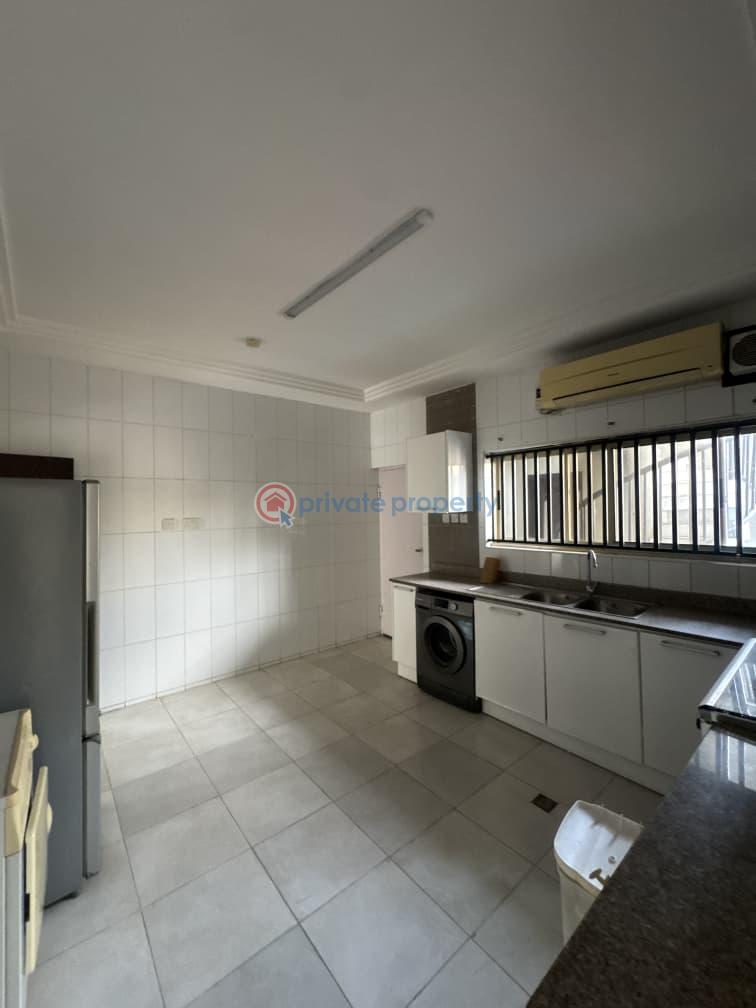 3 bedroom Flat & Apartment For Rent Lekki Phase 1 Lagos - 3