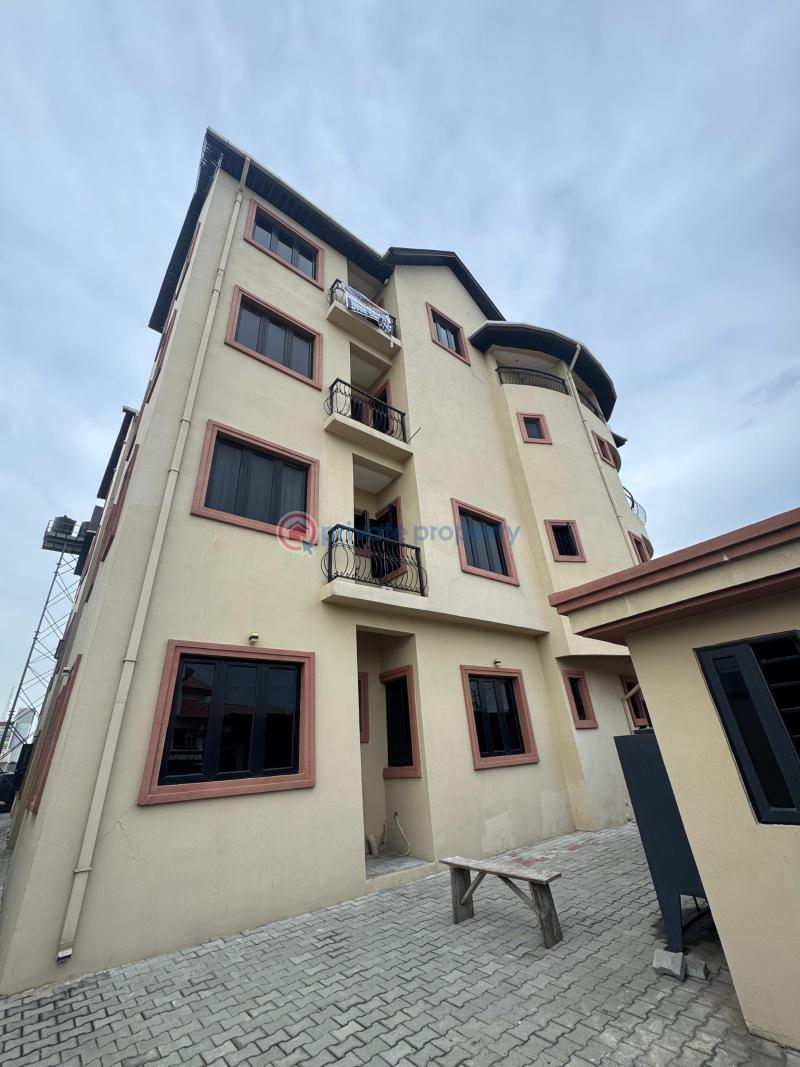 3 bedroom Flat & Apartment For Rent Lekki Phase 1 Lagos - 4