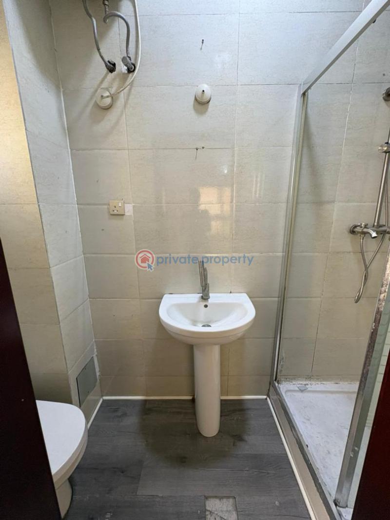 3 bedroom Flat & Apartment For Rent Osapa Lekki Lagos - 1