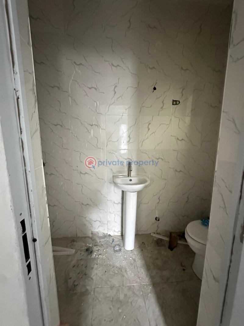 3 bedroom Flat & Apartment For Sale Chevron Drive Lekki Lagos - 3