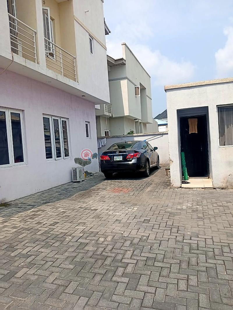 3 bedroom Flat & Apartment For Sale Lekki Phase 1 Lagos - 2