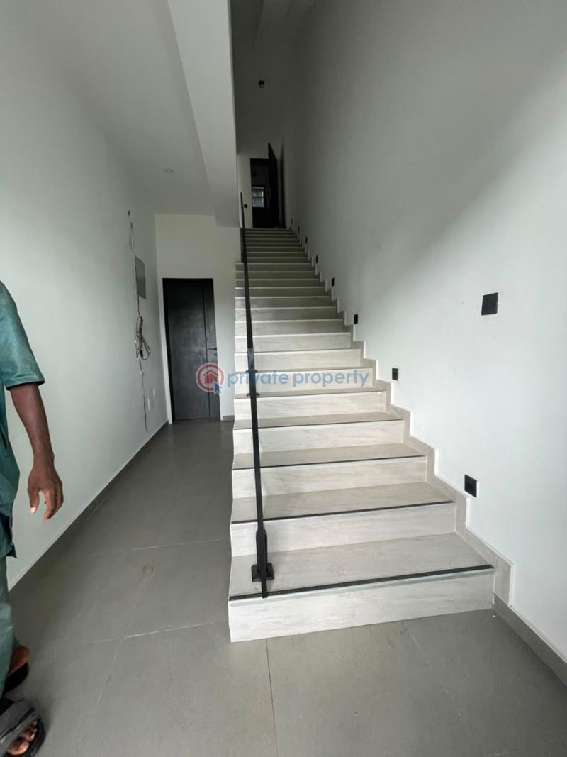 3 bedroom Flat & Apartment For Rent Lekki Phase 1 Lagos - 2