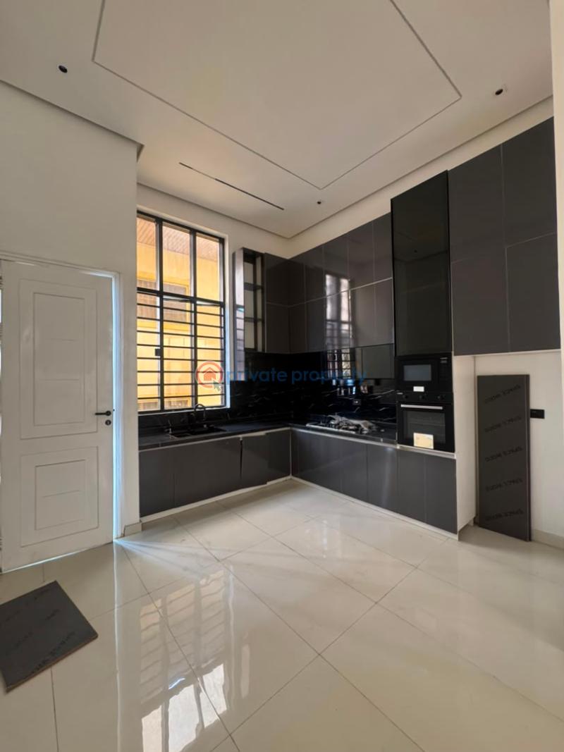 3 bedroom Flat & Apartment For Sale Lekki Phase 1 Lagos - 4