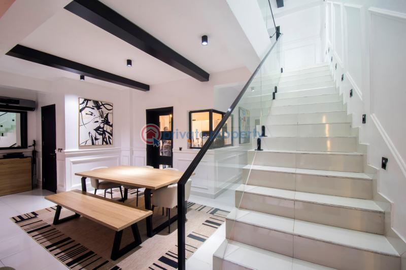 3 bedroom Flat & Apartment For Rent Lekki Phase 1 Lagos - 1