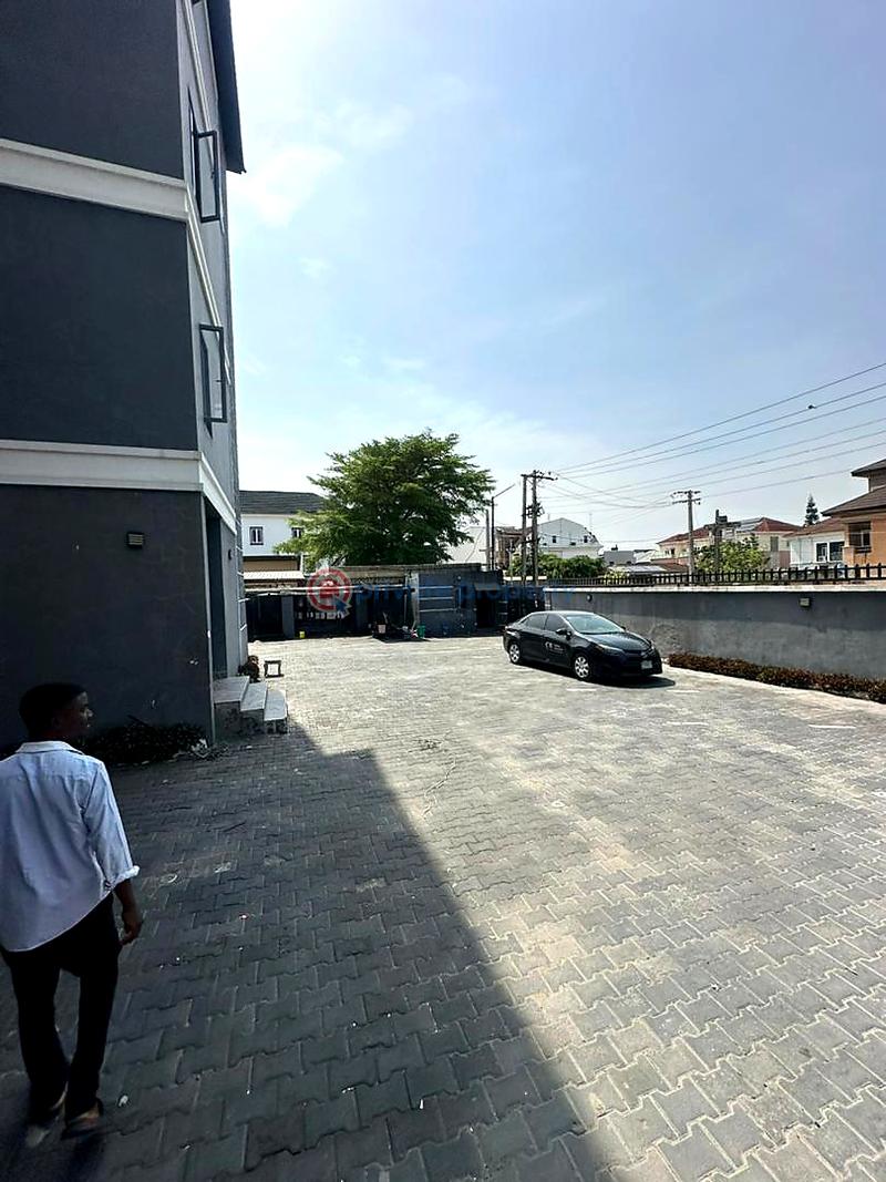 3 bedroom Flat & Apartment For Rent Lekki Phase 1 Lagos - 23