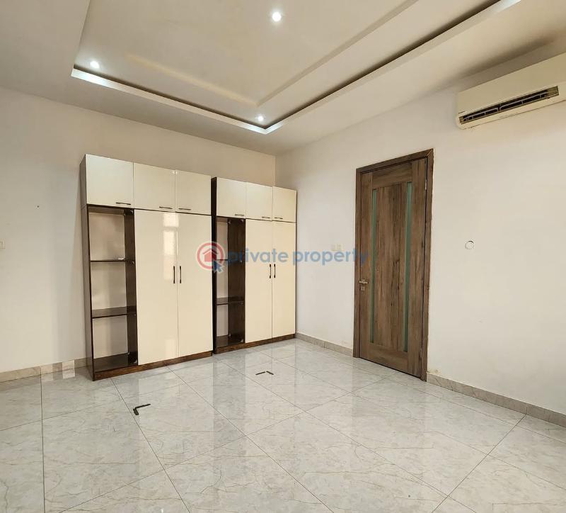 3 bedroom Flat & Apartment For Rent Lekki Phase 1 Lagos - 1
