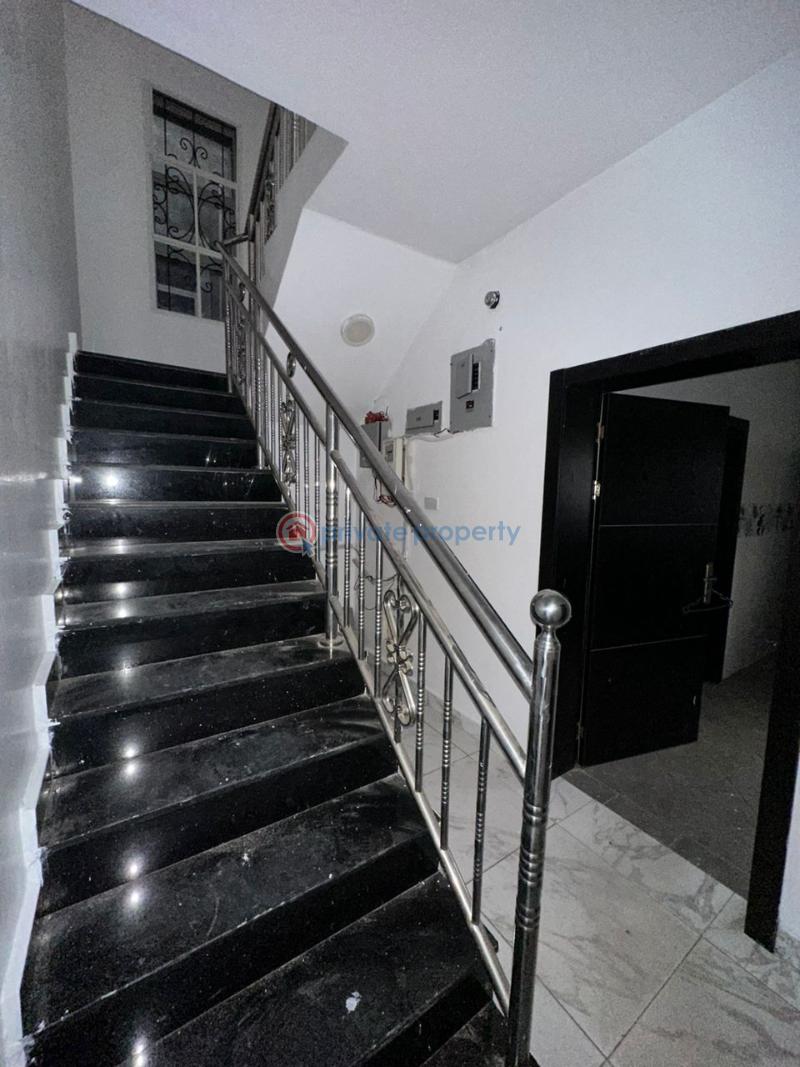 3 bedroom Flat & Apartment For Rent Lekki Phase 1 Lagos - 5