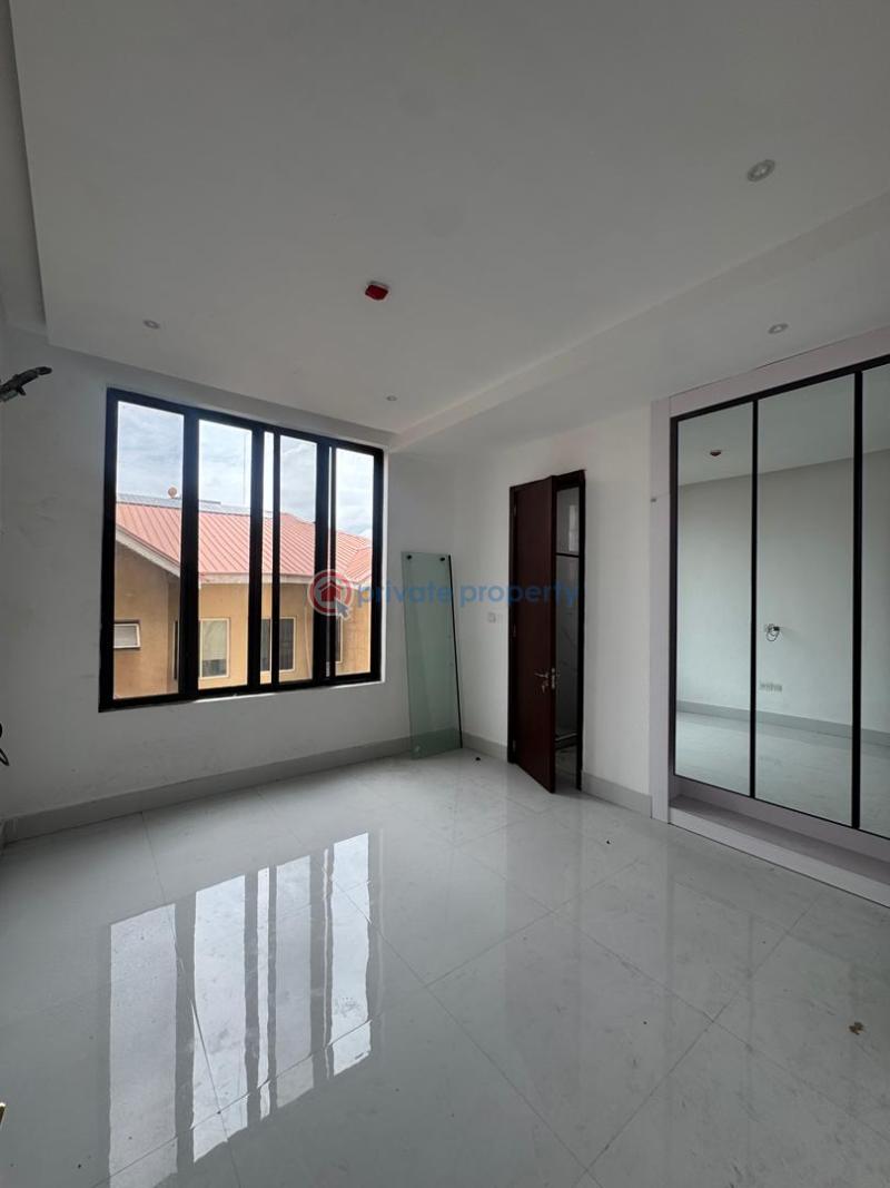 3 bedroom Flat & Apartment For Rent Lekki Phase 1 Lagos - 6